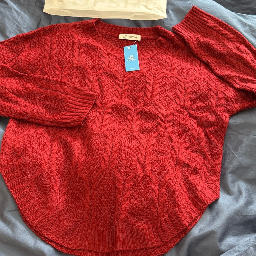 Cupshe Women's lightweight Vibrant Burgundy Knit Sweater size S